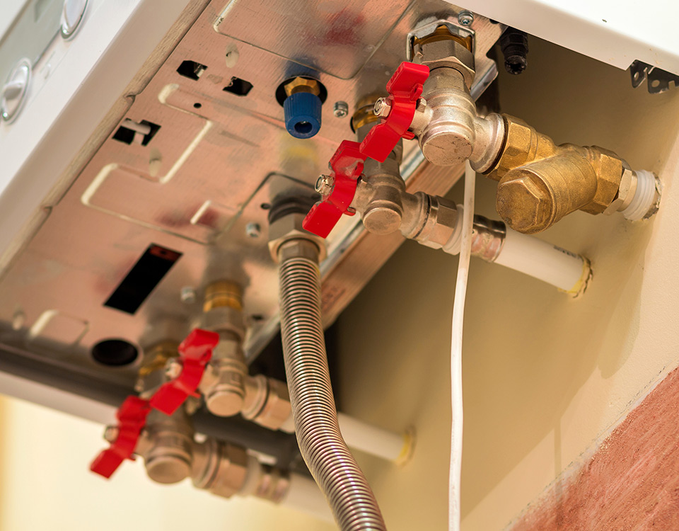 Bien préparer installation de chauffe-eau dans le Var